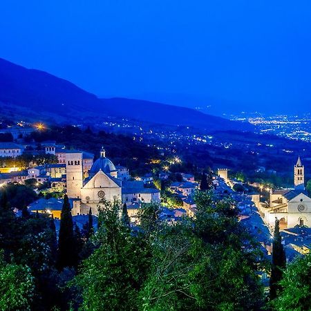 Hotel San Francesco Assisi Buitenkant foto