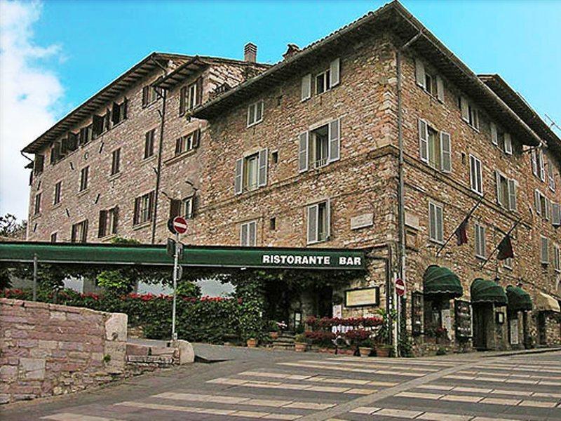 Hotel San Francesco Assisi Buitenkant foto