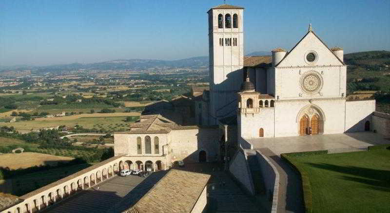 Hotel San Francesco Assisi Buitenkant foto